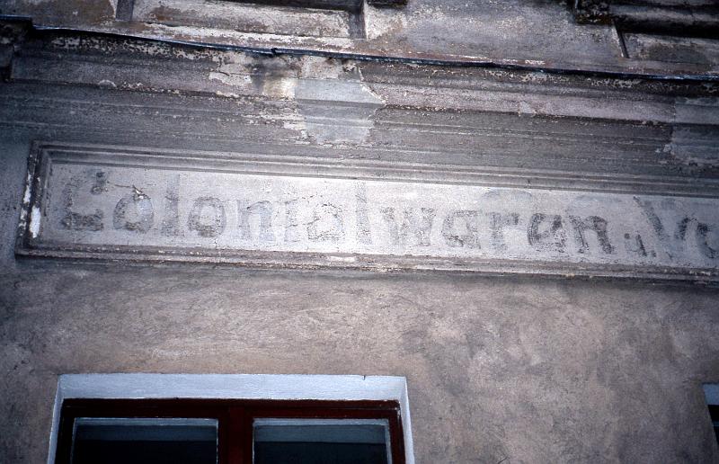 Görlitz, Jauernicker Str. 38, 14.12.1996 (9).jpg - Colonialwaren